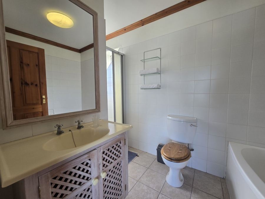 To Let 6 Bedroom Property for Rent in East Bank Eastern Cape